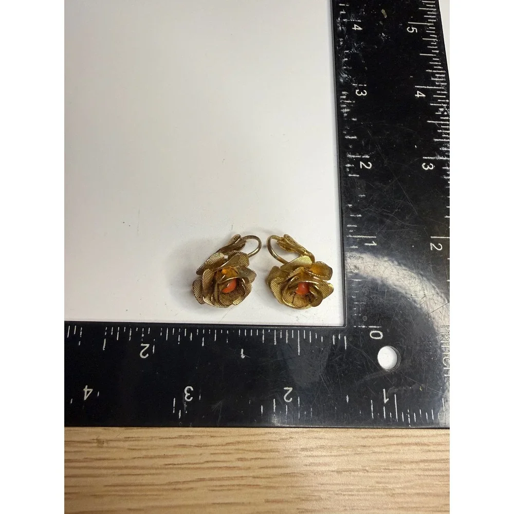 Vintage Gold Tone Mesh Rose Clip On Earrings with Coral Bead Center